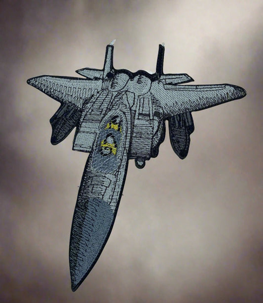 F15